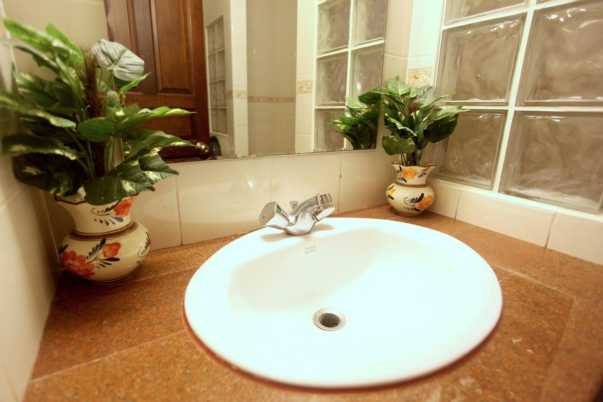 Paradise Inn Karon Екстериор снимка