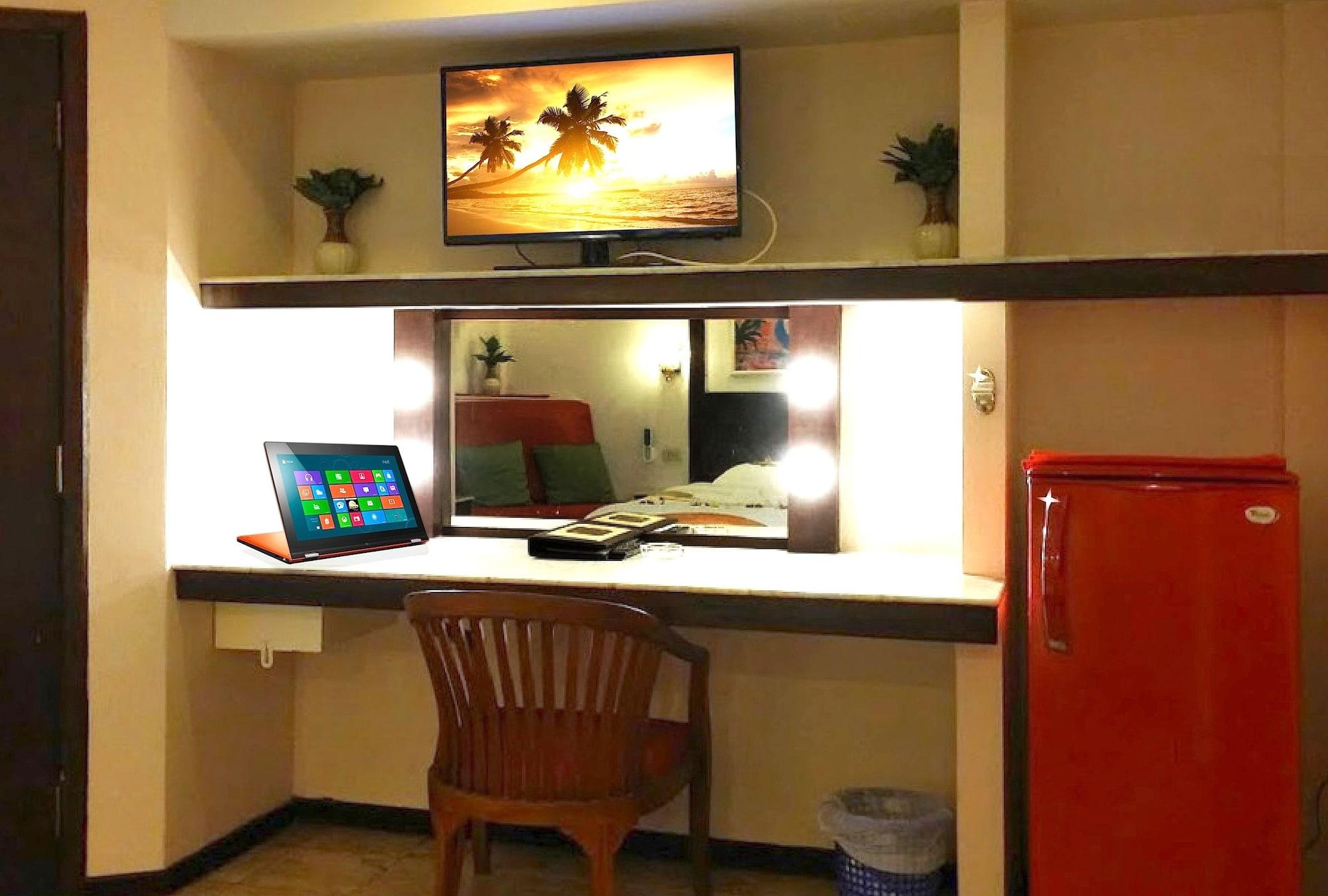 Paradise Inn Karon Екстериор снимка