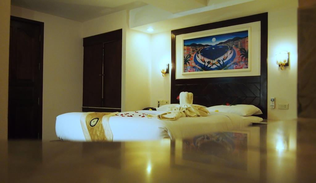 Paradise Inn Karon Екстериор снимка